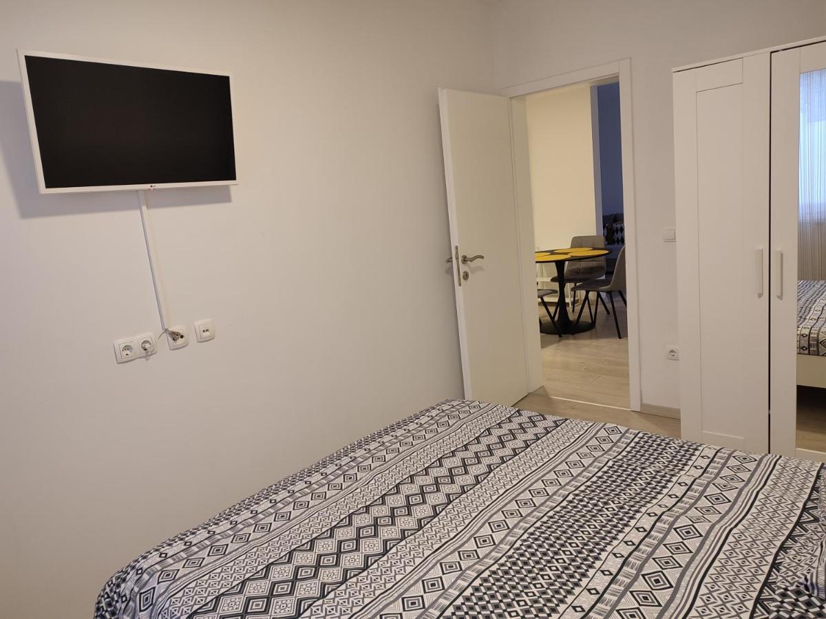Apartment Aria Porec Bagian luar foto